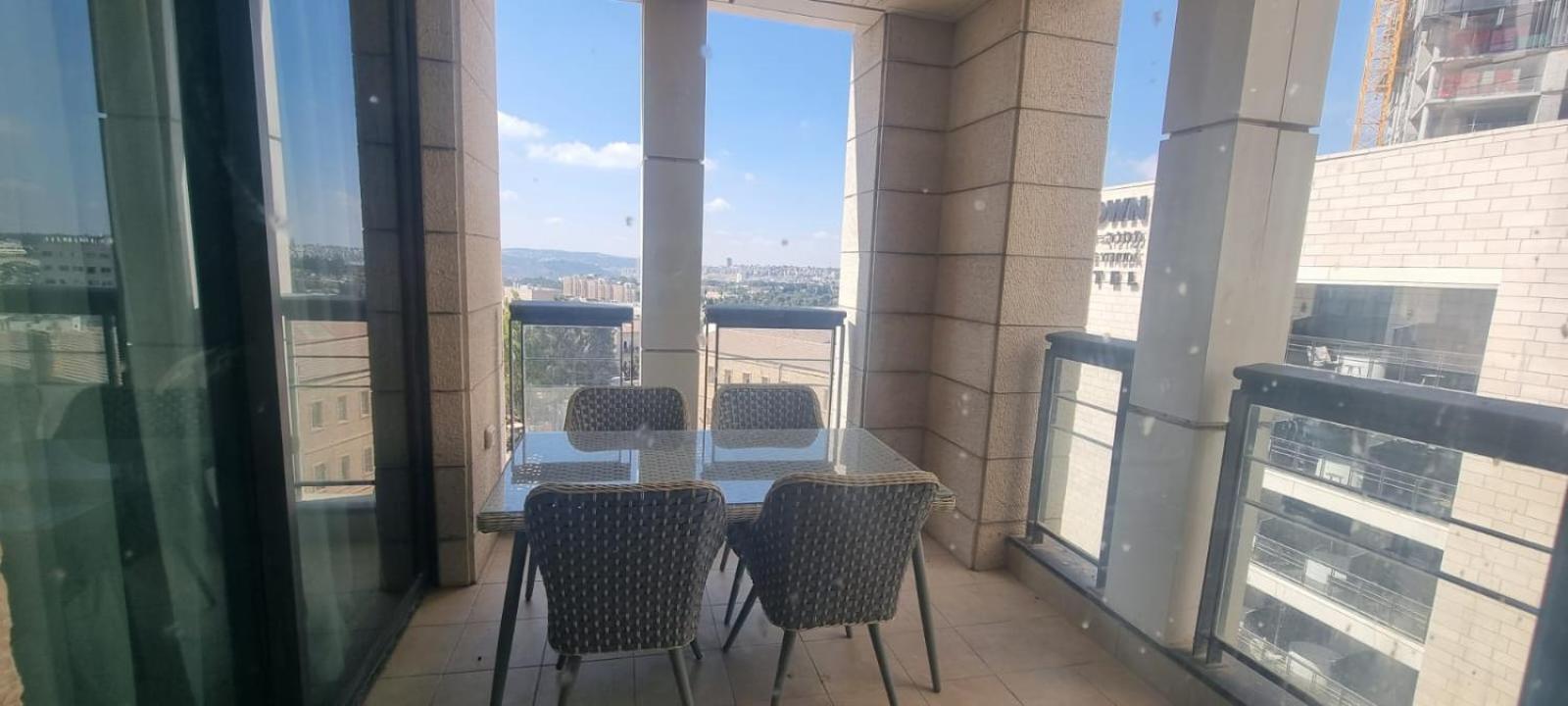 Jtower Royal Suites - Alefimmoed Jerusalem Exterior photo