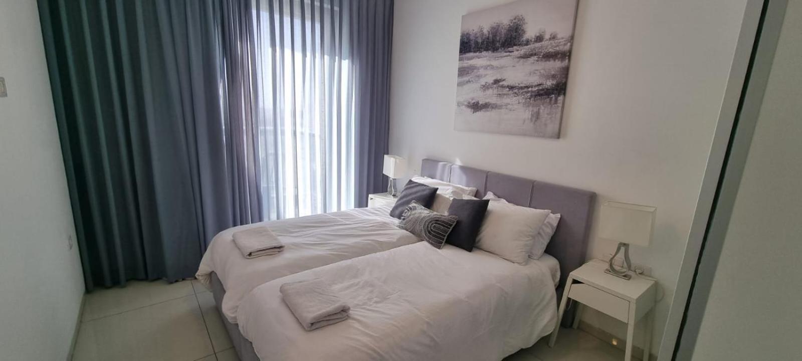 Jtower Royal Suites - Alefimmoed Jerusalem Exterior photo